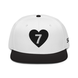 White Snapback Hat - Seven Of Heart